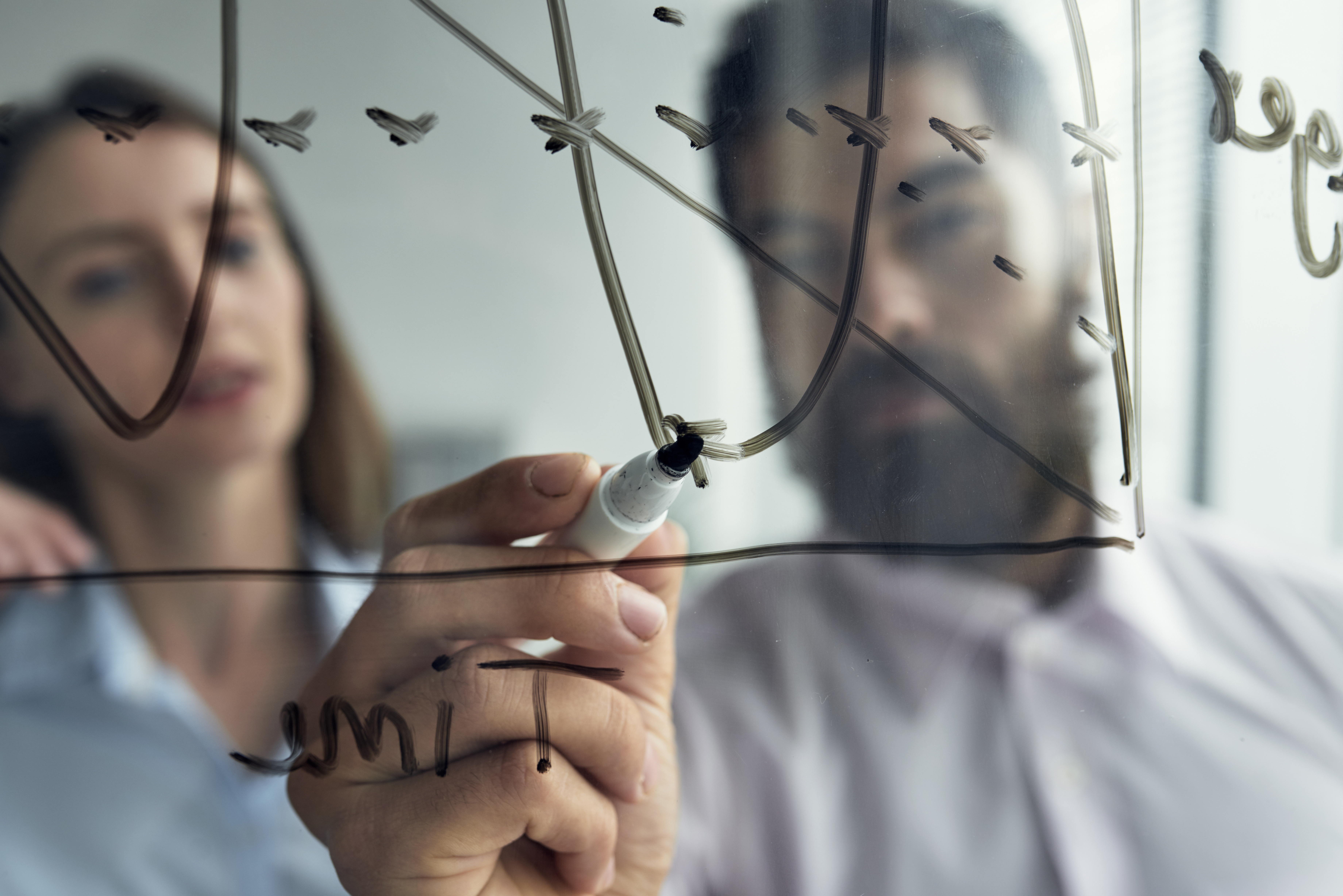Passo a Passo: Como Criar um Plano de Negócios Completo e Convincente